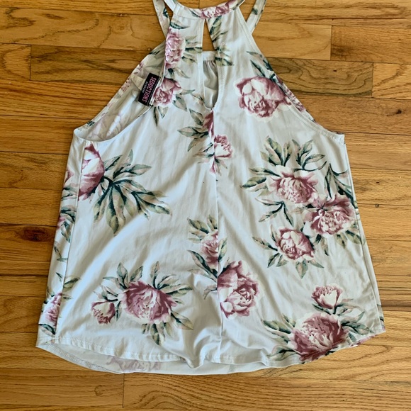 Top - Picture 2 of 2